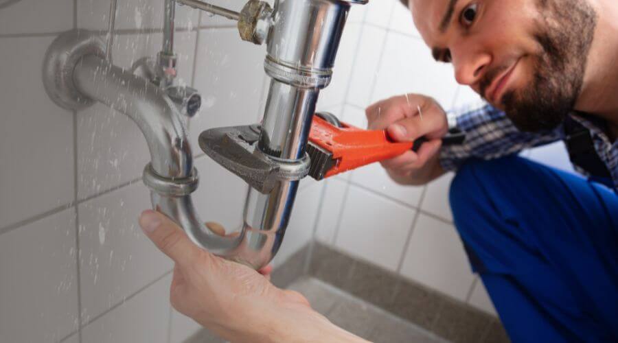 Expert burst pipe repair services in Alvo, NE